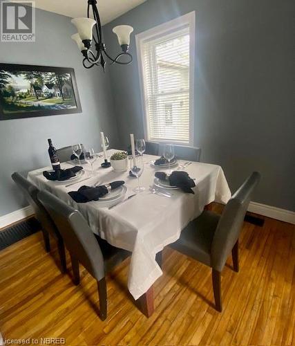 141 Fifth Avenue W, North Bay, ON - Indoor Photo Showing Dining Room