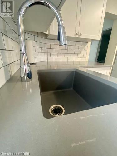 141 Fifth Avenue W, North Bay, ON - Indoor Photo Showing Kitchen