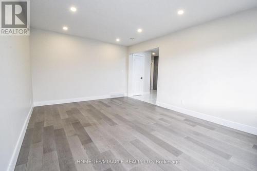 25 Meredith Drive, St. Catharines, ON - Indoor Photo Showing Other Room