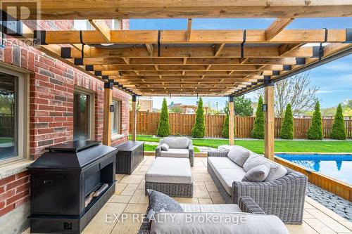 8799 Dogwood Crescent, Niagara Falls, ON - Outdoor With Deck Patio Veranda With Exterior