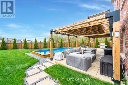 8799 Dogwood Crescent, Niagara Falls, ON - Outdoor With In Ground Pool