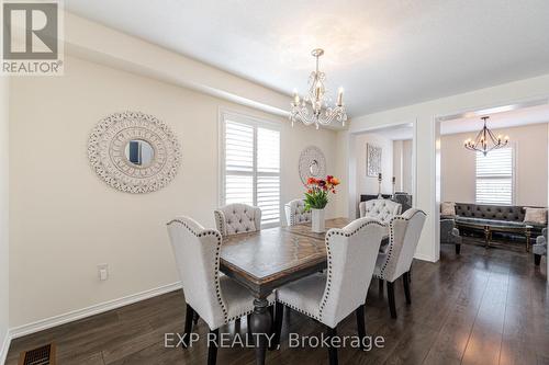 8799 Dogwood Crescent, Niagara Falls, ON - Indoor Photo Showing Dining Room