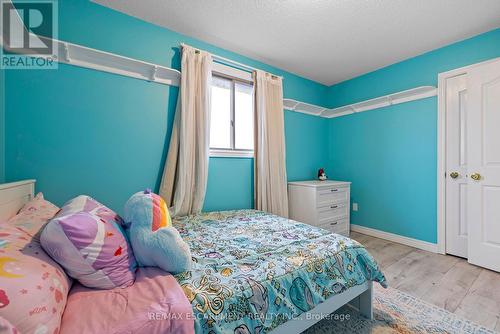 76 Redfern Avenue, Hamilton, ON - Indoor Photo Showing Bedroom