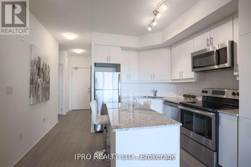 309 - 560 North Service Road, Grimsby, ON - Indoor Photo Showing Kitchen