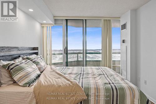 1808 - 550 Webb Drive, Mississauga, ON - Indoor Photo Showing Bedroom