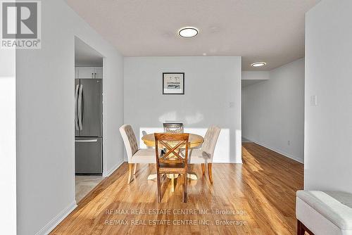 1808 - 550 Webb Drive, Mississauga, ON - Indoor Photo Showing Dining Room