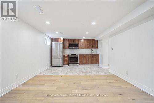 14 Ramsbury Road, Toronto, ON - Indoor