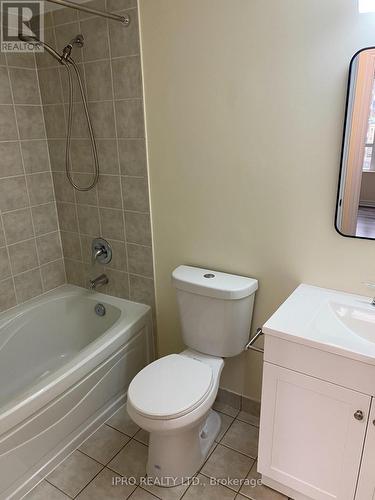 705 - 3880 Duke Of York Boulevard, Mississauga, ON - Indoor Photo Showing Bathroom