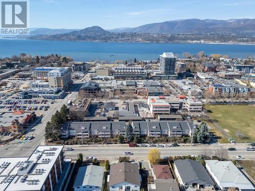 Spectacular Lower Mission location, walk to beaches, shopping , yoga and fabulous restaurants - 3000 Richter Street Unit# 21, Kelowna, BC - Outdoor With Body Of Water With View