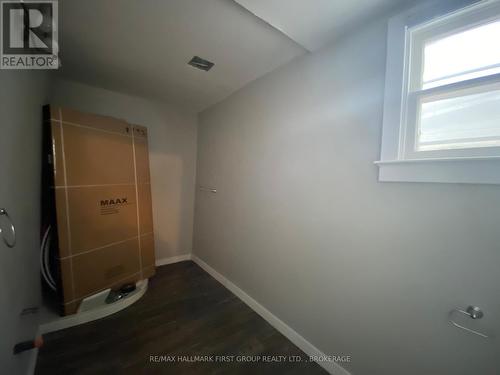 516 Victoria Street, Kingston (Central City East), ON - Indoor Photo Showing Other Room