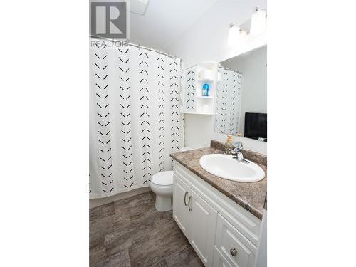 7049 Guelph Crescent, Prince George, BC - Indoor Photo Showing Bathroom