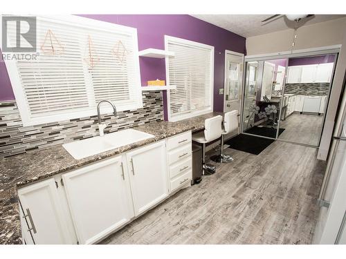 7049 Guelph Crescent, Prince George, BC - Indoor Photo Showing Kitchen With Double Sink