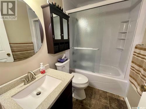 1230 Arnason Street N, Regina, SK - Indoor Photo Showing Bathroom