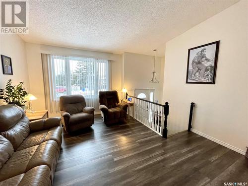 1230 Arnason Street N, Regina, SK - Indoor Photo Showing Living Room