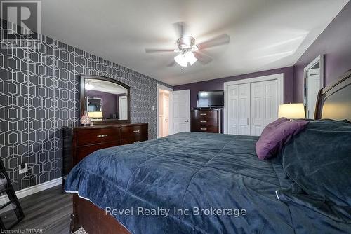 11 Golden Place, Ingersoll (Ingersoll - South), ON - Indoor Photo Showing Bedroom