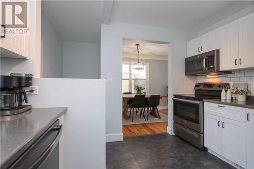 1316 Lincoln Road, Sudbury, ON - Indoor Photo Showing Kitchen