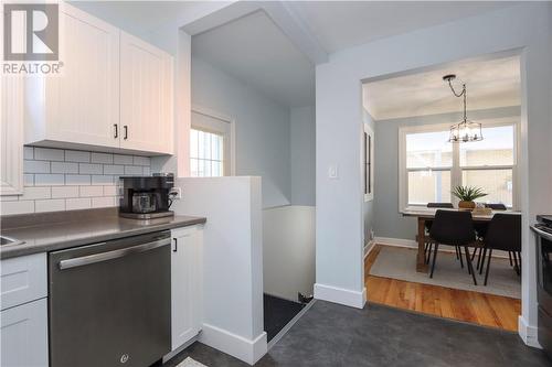 1316 Lincoln Road, Sudbury, ON - Indoor Photo Showing Kitchen