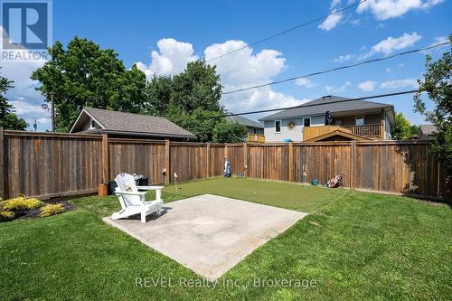 8 Runnymede Road, Port Colborne, ON - Outdoor