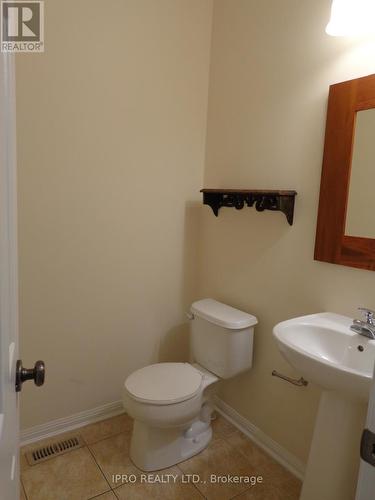 3263 Mccurdy Court, Burlington, ON - Indoor Photo Showing Bathroom