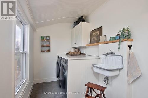 4861 Perth Line 20 Line, Perth South (52 - Downie Twp), ON - Indoor Photo Showing Laundry Room