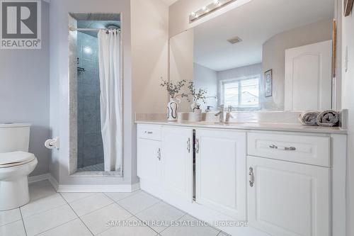 5562 Katy Gate, Mississauga, ON - Indoor Photo Showing Bathroom