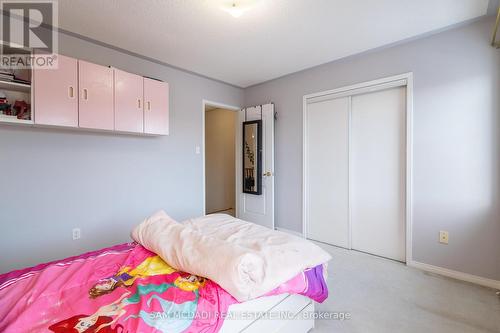 5562 Katy Gate, Mississauga, ON - Indoor Photo Showing Bedroom