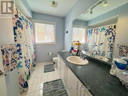 3254 Mcdowell Drive, Mississauga, ON - Indoor Photo Showing Bathroom