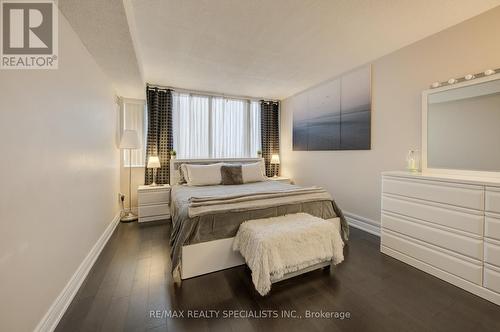 1706 - 350 Webb Drive, Mississauga, ON - Indoor Photo Showing Bedroom