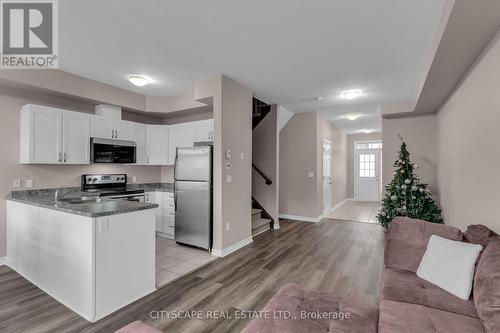 782 Newmarket Lane, Kingston, ON - Indoor Photo Showing Kitchen