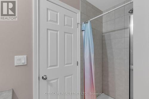 782 Newmarket Lane, Kingston, ON - Indoor Photo Showing Bathroom