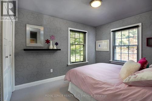 3020 First Street, Burlington, ON - Indoor Photo Showing Bedroom