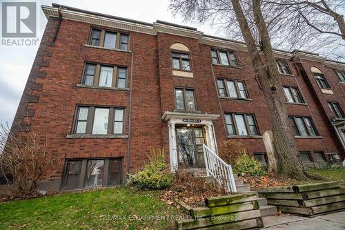 9 - 356 Hunter Street E, Hamilton, ON - Outdoor