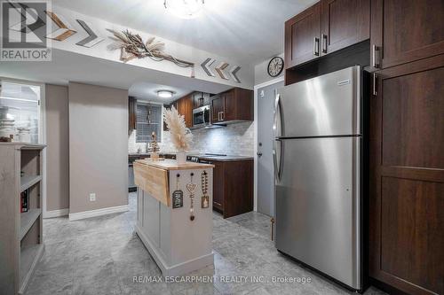 9 - 356 Hunter Street E, Hamilton, ON - Indoor Photo Showing Kitchen