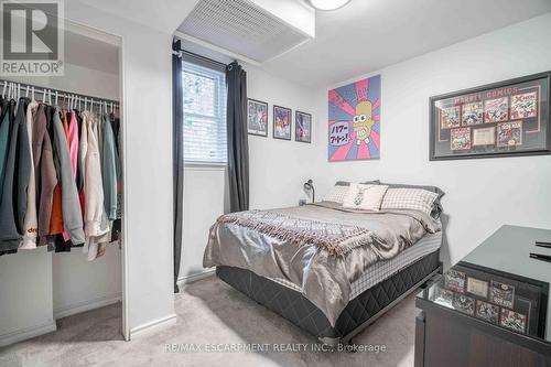 9 - 356 Hunter Street E, Hamilton, ON - Indoor Photo Showing Bedroom