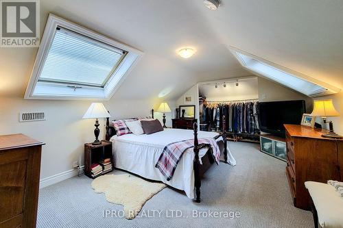 38 Egerton Street, Brantford, ON - Indoor Photo Showing Bedroom