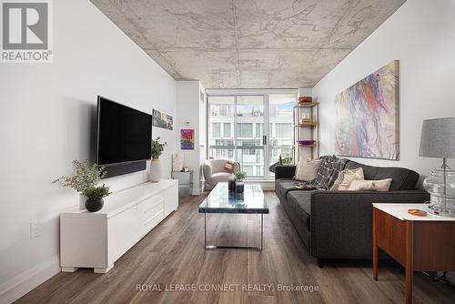 705 - 311 Richmond Street E, Toronto, ON - Indoor Photo Showing Living Room