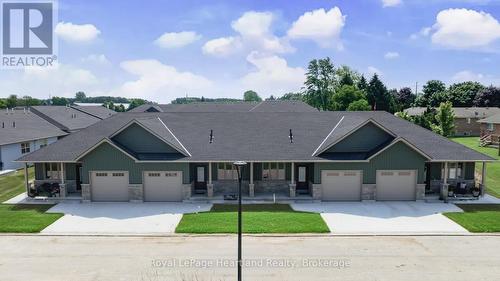 30 Silver Creek Road, Huron East (Seaforth), ON - Outdoor With Facade