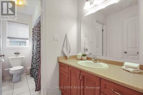 9 Tolton Drive, Guelph, ON - Indoor Photo Showing Bathroom