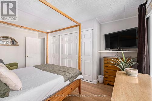 20 Glenview Crescent, Perth, ON - Indoor Photo Showing Bedroom