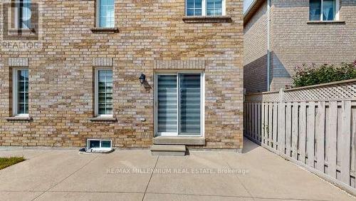 25 Trevino Crescent, Brampton, ON - Outdoor