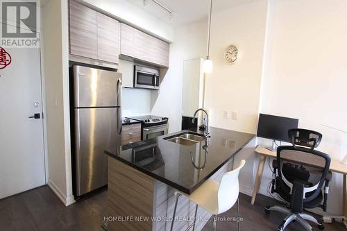 1112 - 62 Forest Manor Road, Toronto, ON - Indoor Photo Showing Kitchen With Stainless Steel Kitchen With Double Sink