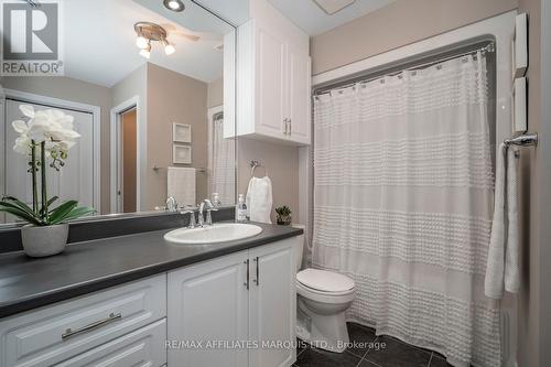 203 - 229 Water Street E, Cornwall, ON - Indoor Photo Showing Bathroom