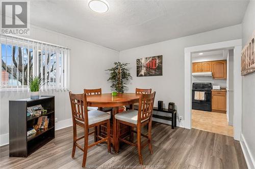 797 Bridge Avenue, Windsor, ON - Indoor Photo Showing Dining Room