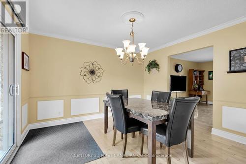 35 Cheviot Place, London, ON - Indoor Photo Showing Dining Room