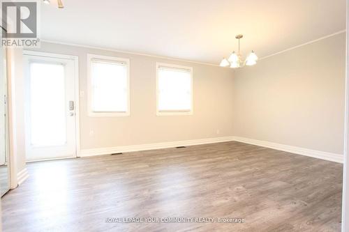 Main Fl - 20151 Bathurst Street, East Gwillimbury, ON - Indoor Photo Showing Other Room