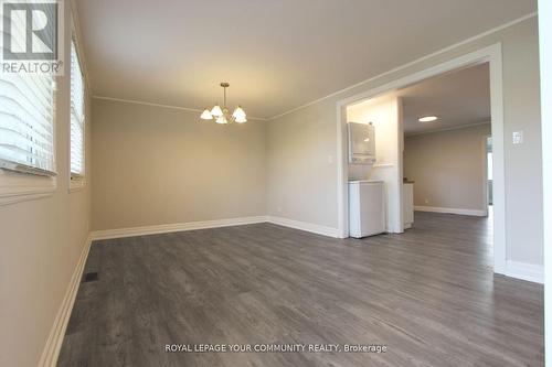 Main Fl - 20151 Bathurst Street, East Gwillimbury, ON - Indoor Photo Showing Other Room