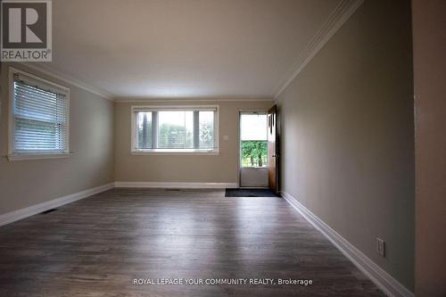 Main Fl - 20151 Bathurst Street, East Gwillimbury, ON - Indoor Photo Showing Other Room