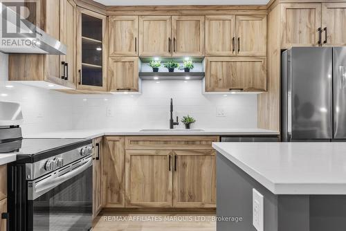 107 - 229 Water Street E, Cornwall, ON - Indoor Photo Showing Kitchen With Upgraded Kitchen