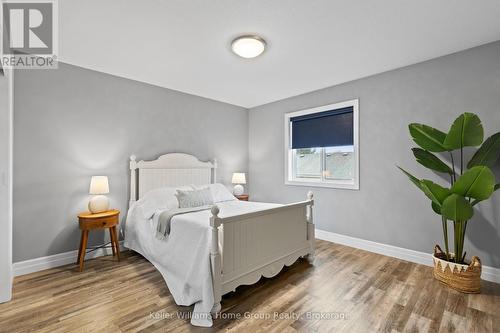 5 - 1023 Devonshire Avenue, Woodstock (Woodstock - North), ON - Indoor Photo Showing Bedroom