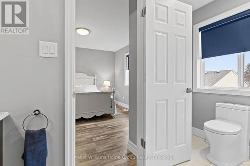 5 - 1023 Devonshire Avenue, Woodstock (Woodstock - North), ON - Indoor Photo Showing Bathroom